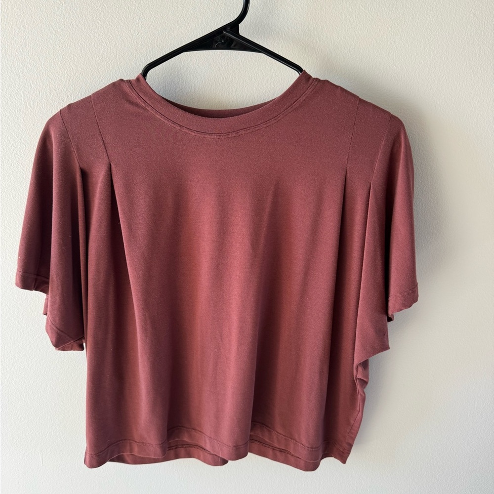 Athleta cropped tee